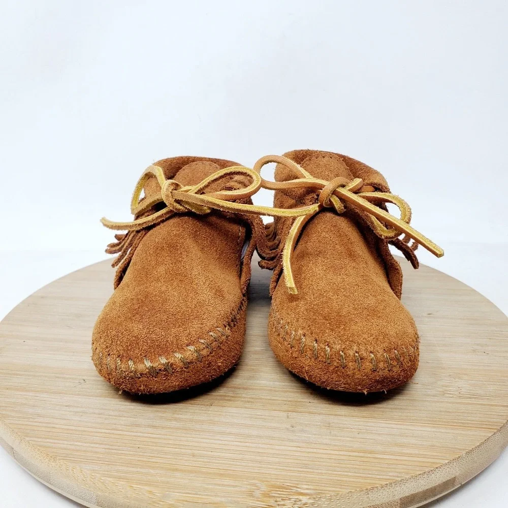 Minnetonka Softsole Bootie Kids 8 Brown Suede Fringe Minimalist Mocassin Shoes